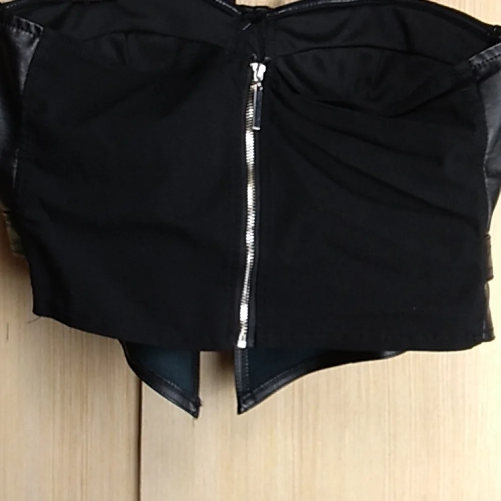 17 x 13 inches Say What Women's Size Large in black 60% polyester 40% viscose - Picture 3 of 5